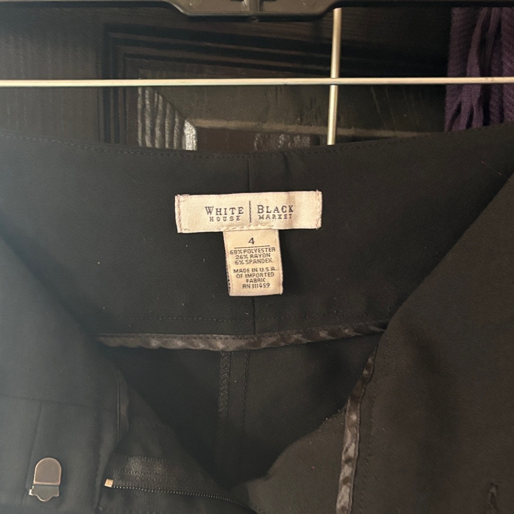 White House Black Market Women's Black Shorts - Picture 2 of 3